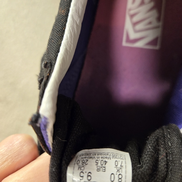 Vans Black Sneakers with Colorful Floral Embroidery - Picture 6 of 11